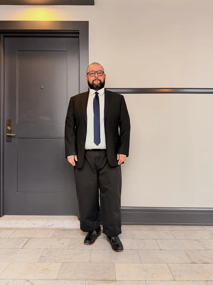 15 Plus Size Groom Outfit Ideas Trending in 2026 6 Black Suit and Navy Tie, With a Lesson in Where Trousers Should Stop